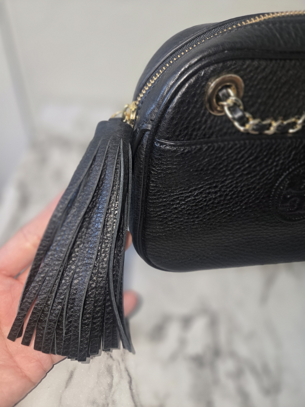 Tory Burch Black Pebbled Leather Chain Strap Crossbody - Picture 7 of 8
